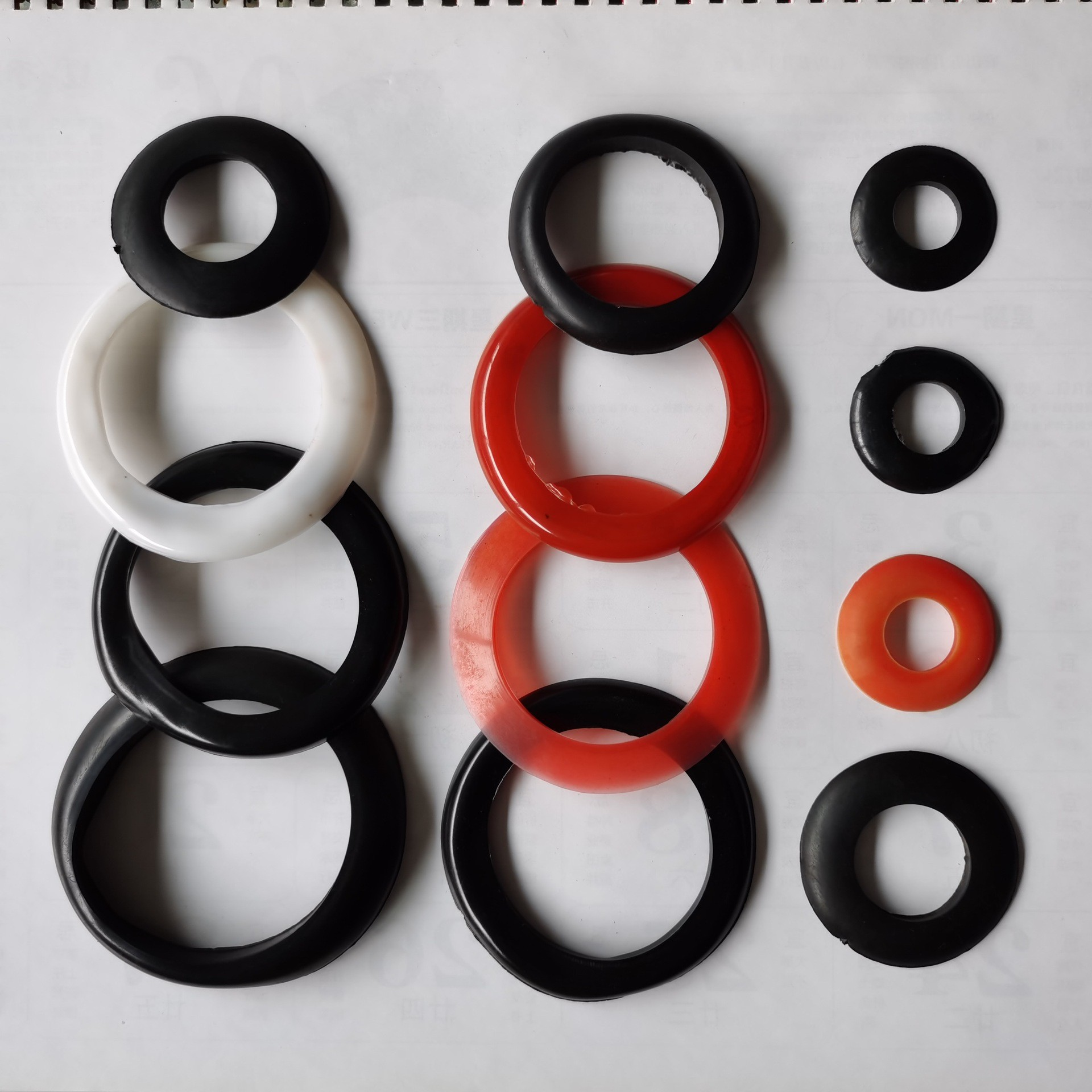 Solar vacuum tube dust ring