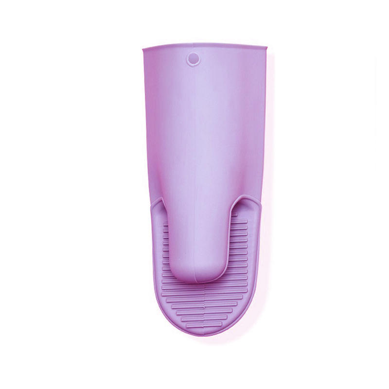 Silicone gloves, oven insulation, two finger large hand clip baking oven, thickened and lengthened anti scald microwave oven insulation, lengthened