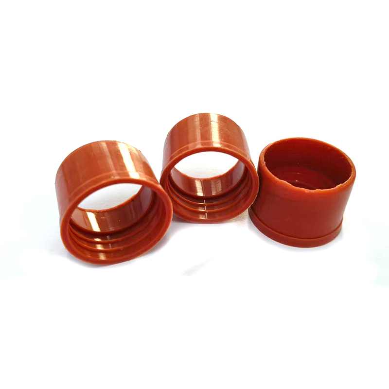 Silicone plug for lamp holder